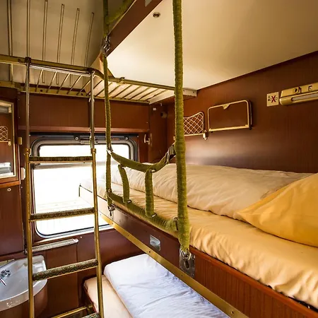Hostel Train