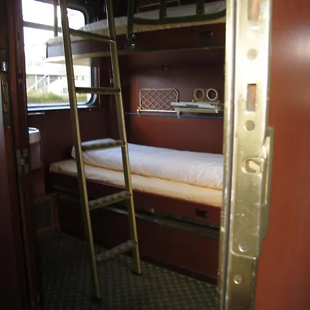 Train Vandrarhem