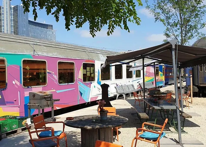 Train Ostello Amsterdam