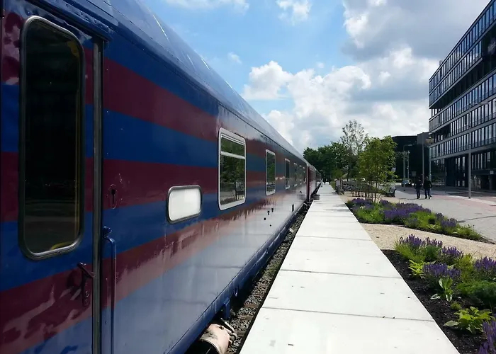 Хостел Train *