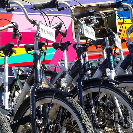 Hostel Train Amsterdam