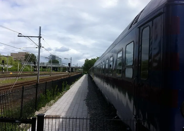 Hostel Train Amsterdam